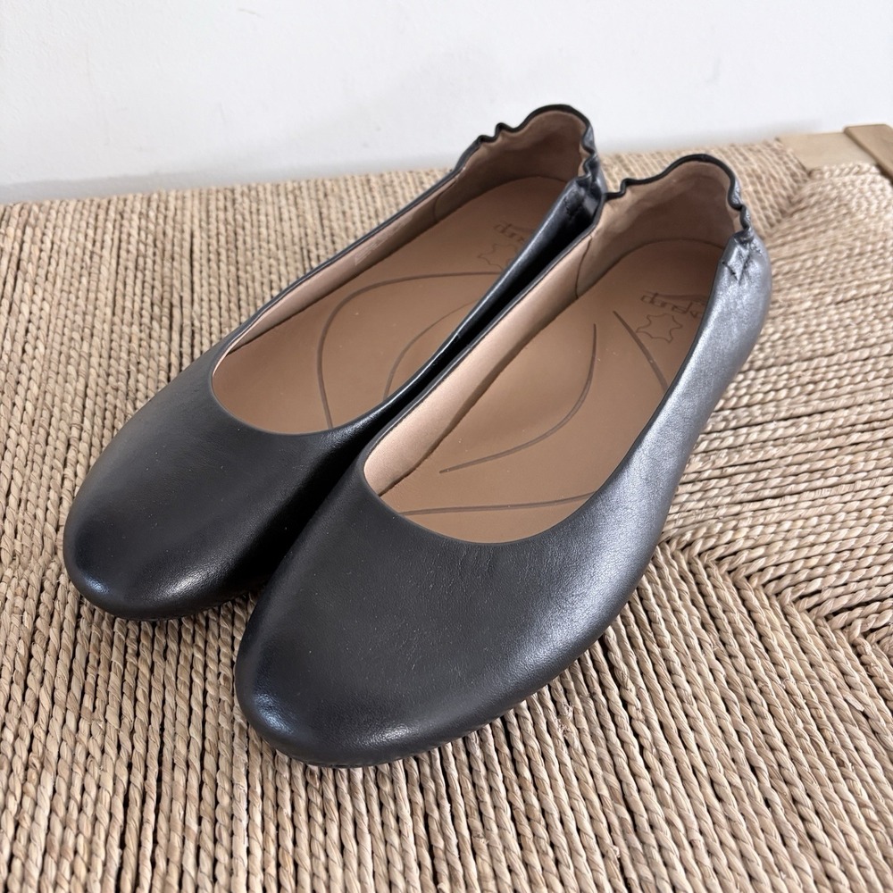 Dansko Mollie Flats Size 39 US 9 Black Napa Leather Ballet Shoes Wide